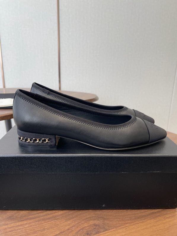 Туфлі жіночі фото 3