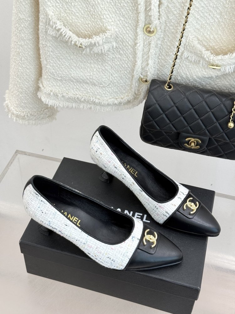 Туфлі жіночі фото 3