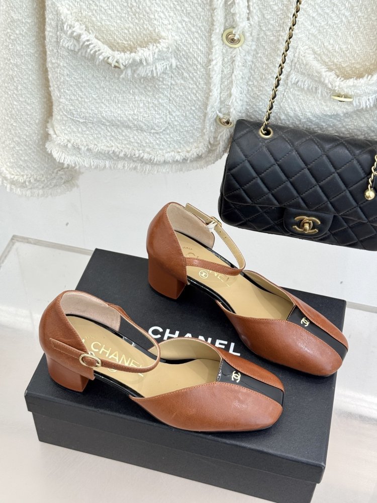 Туфлі жіночі фото 3