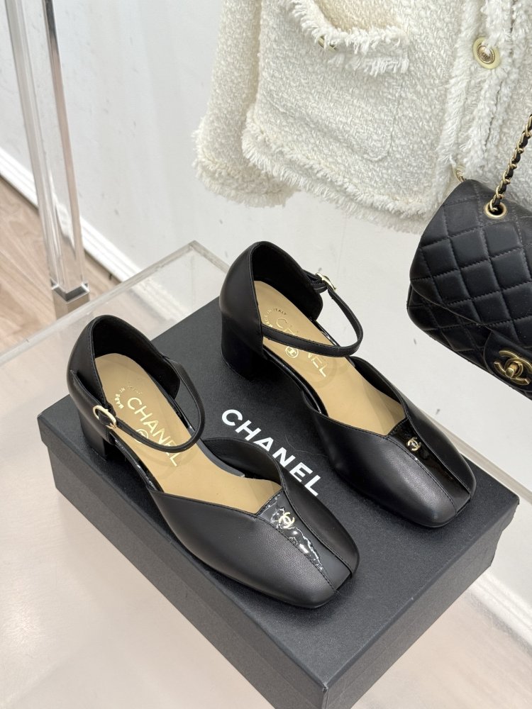 Туфлі жіночі фото 3