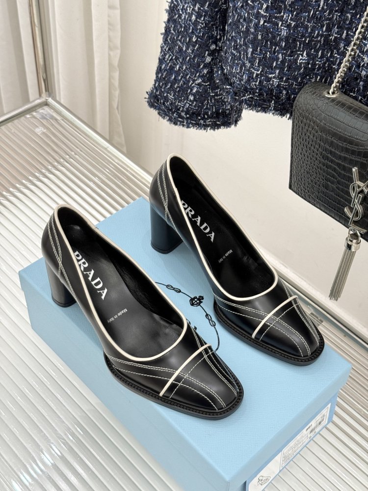 Туфли женские фото 3