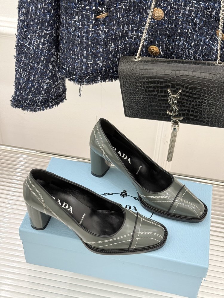 Туфли женские фото 3