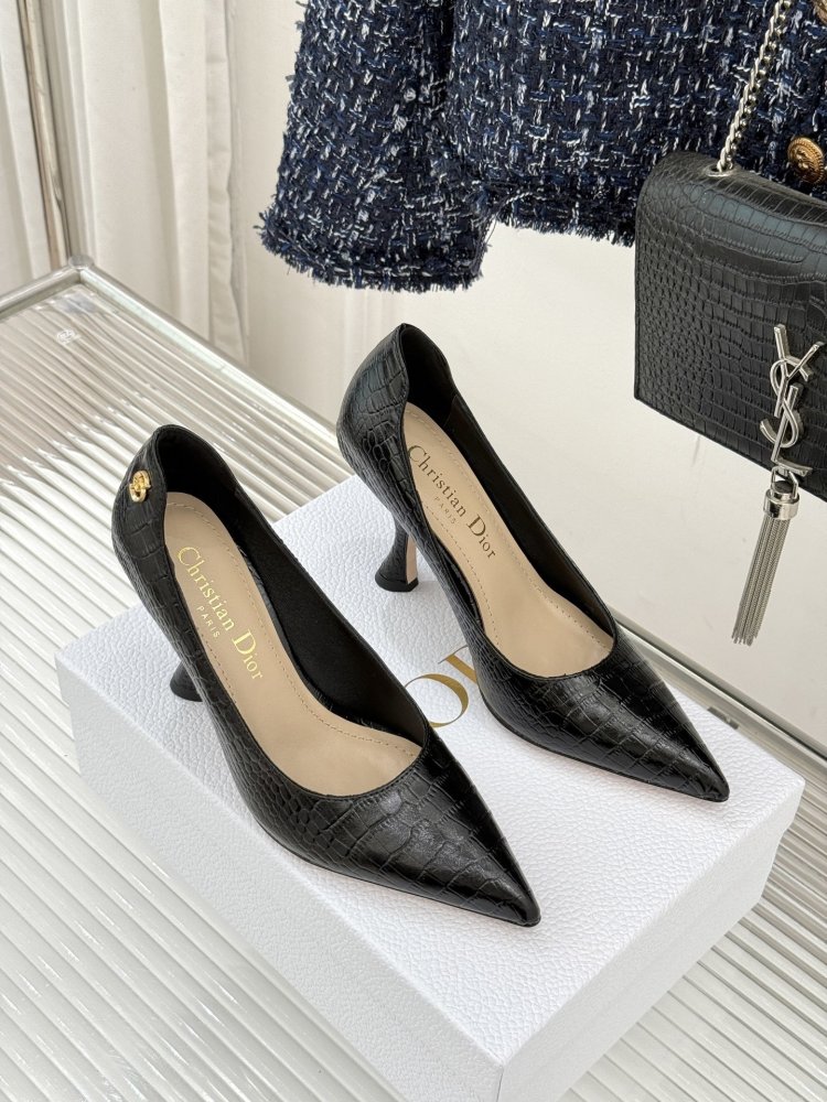 Туфли женские фото 3