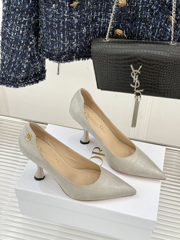 Туфли женские фото 3