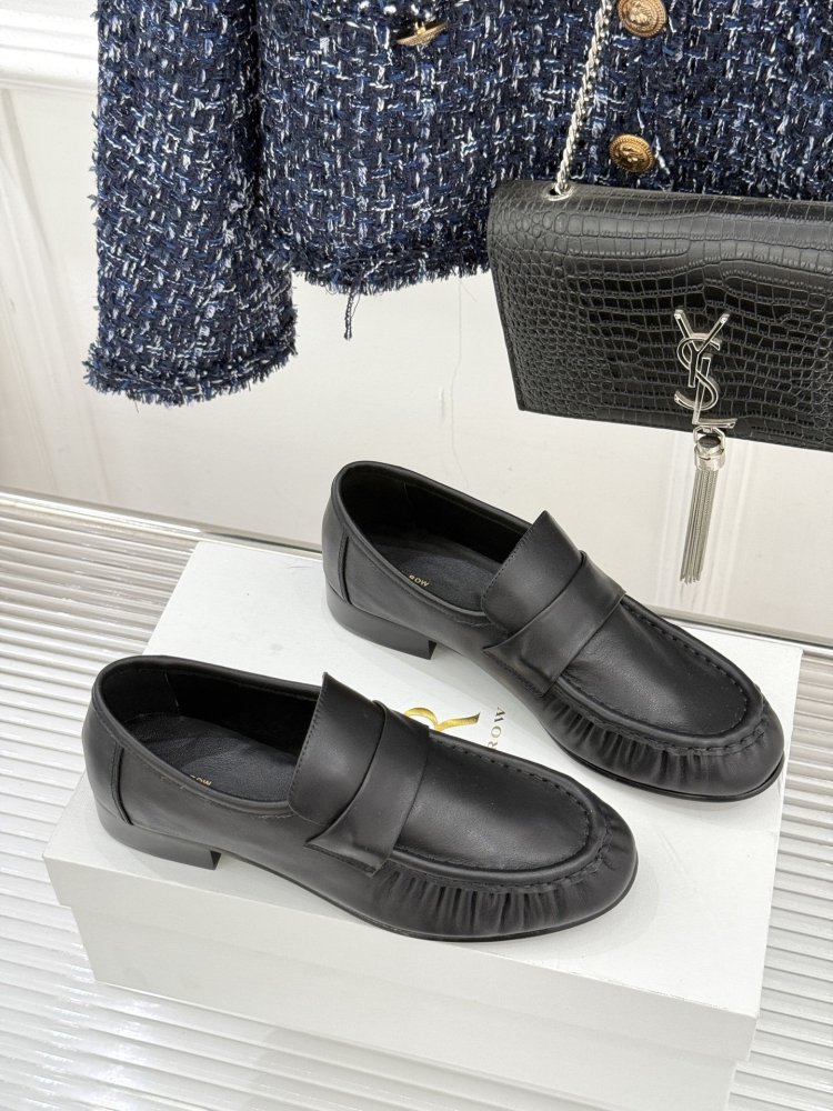 Туфли женские фото 3