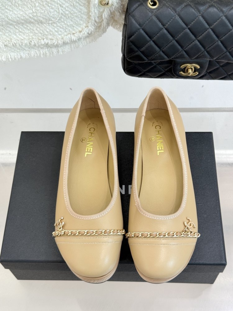 Туфли женские фото 4