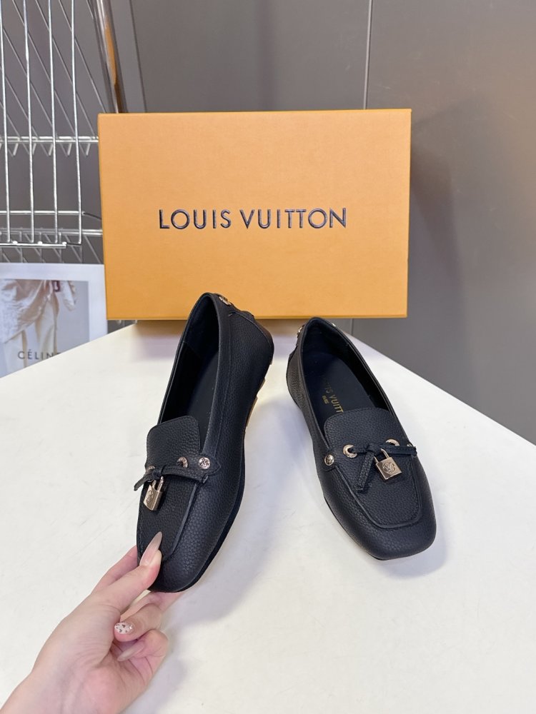 Туфли женские фото 4