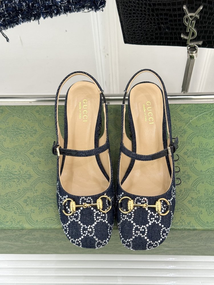 Туфли женские фото 4