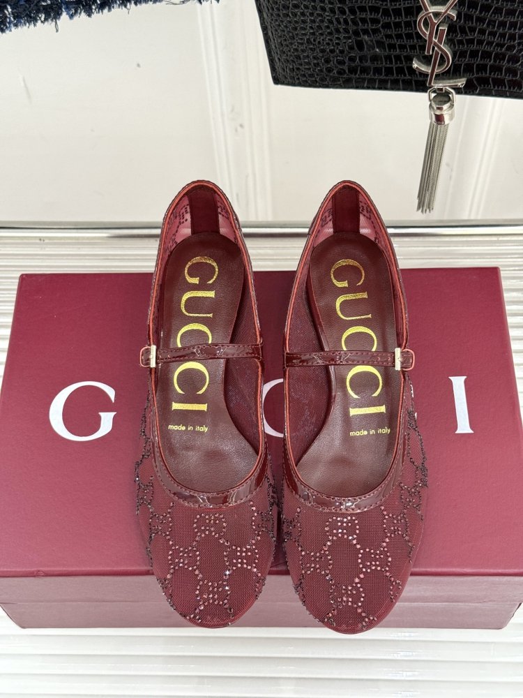 Туфли женские фото 4