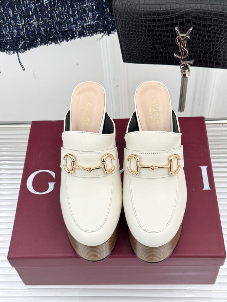 Туфли женские фото 4