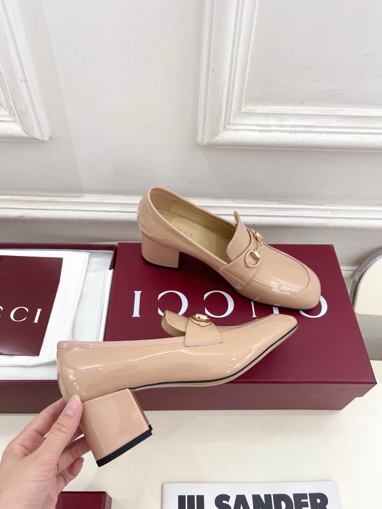 Туфлі жіночі фото 4