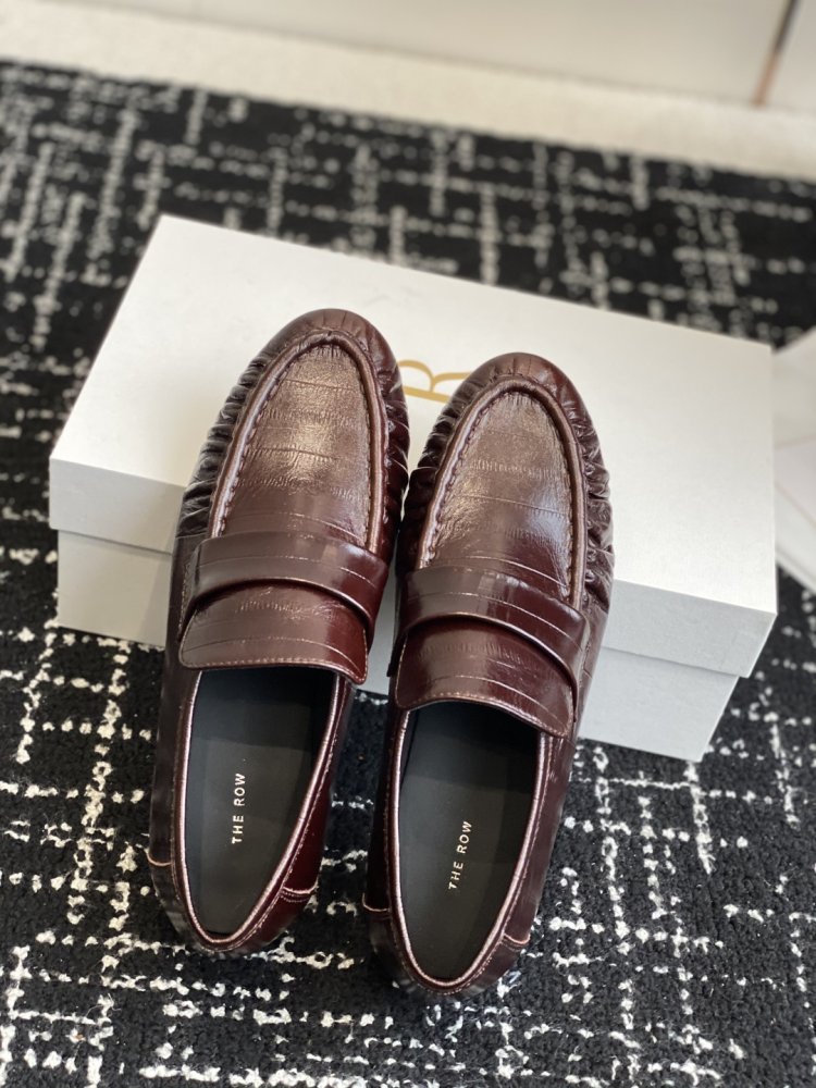 Туфли женские фото 4