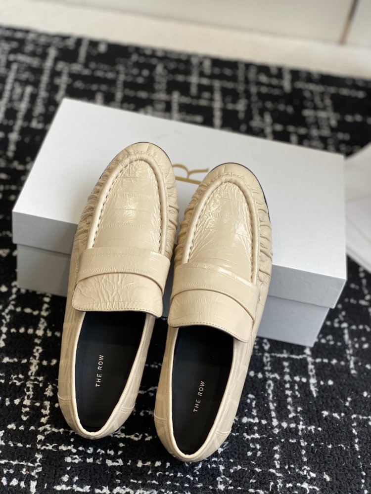 Туфли женские фото 4