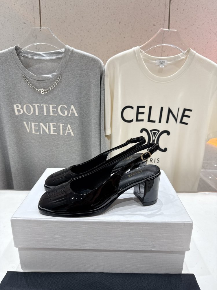 Туфли женские фото 4