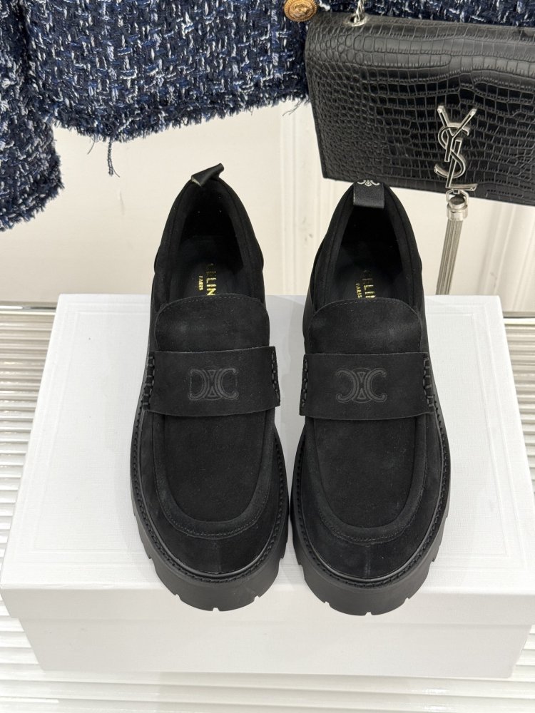 Туфлі жіночі фото 4