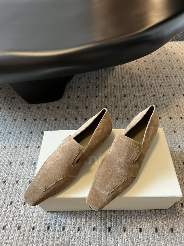 Туфлі жіночі фото 4