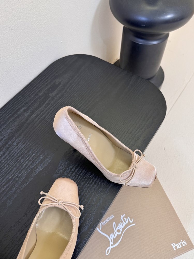 Туфли женские фото 4