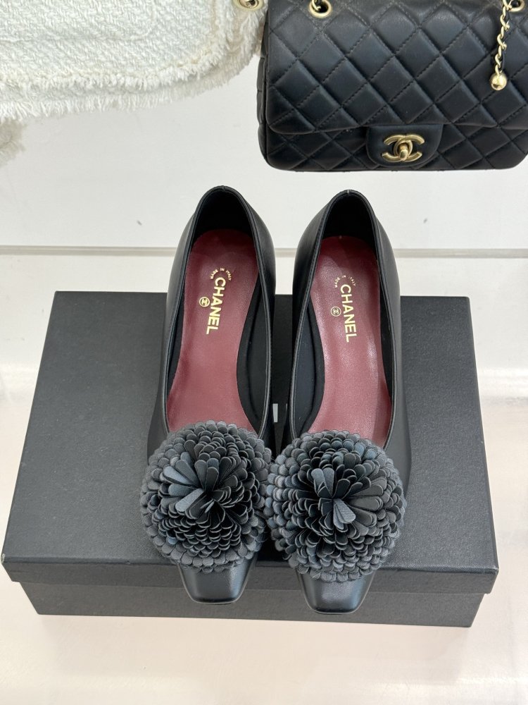 Туфлі жіночі фото 4