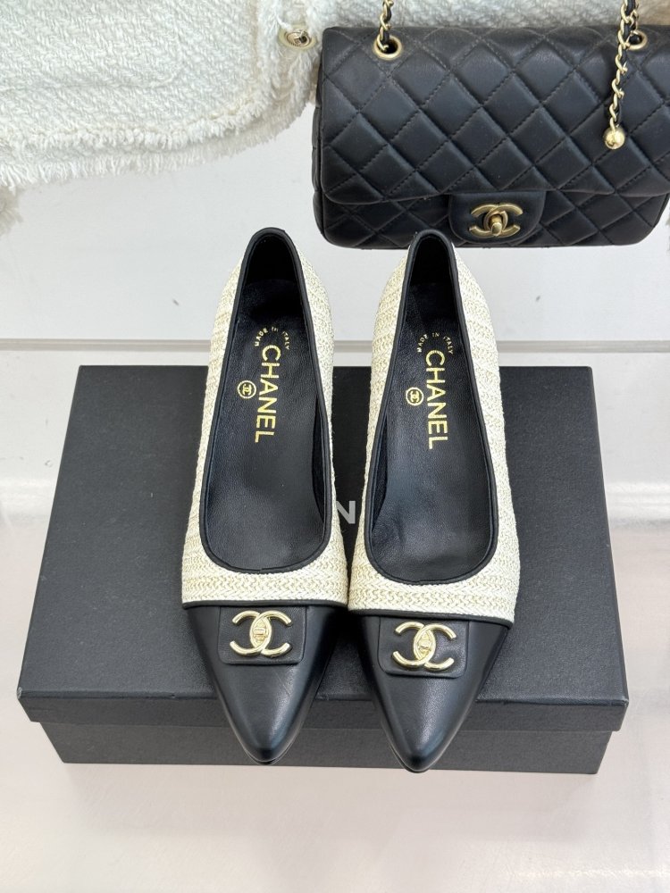 Туфлі жіночі фото 4