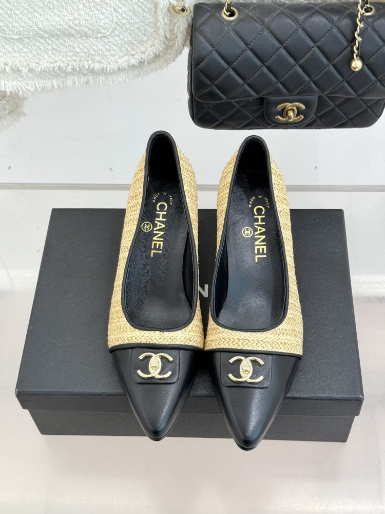 Туфлі жіночі фото 4