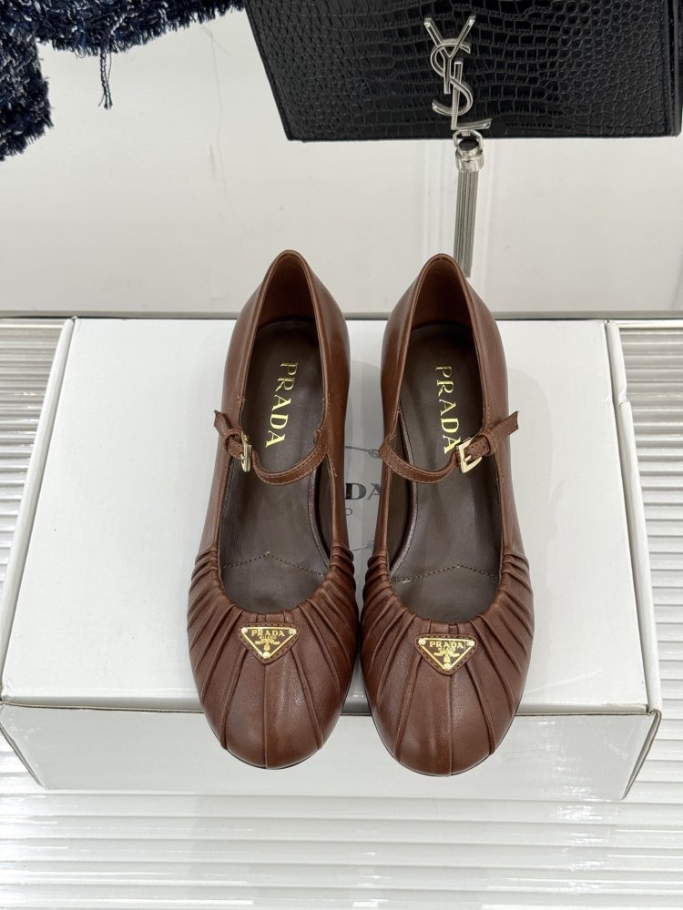 Туфли женские фото 4