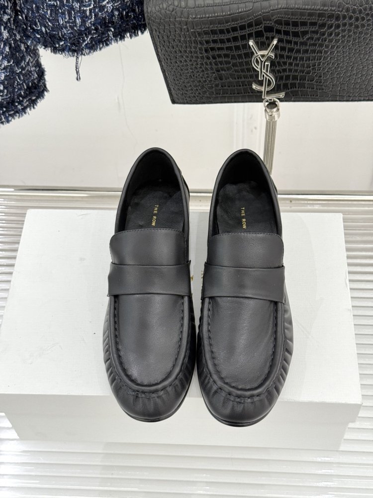 Туфли женские фото 4