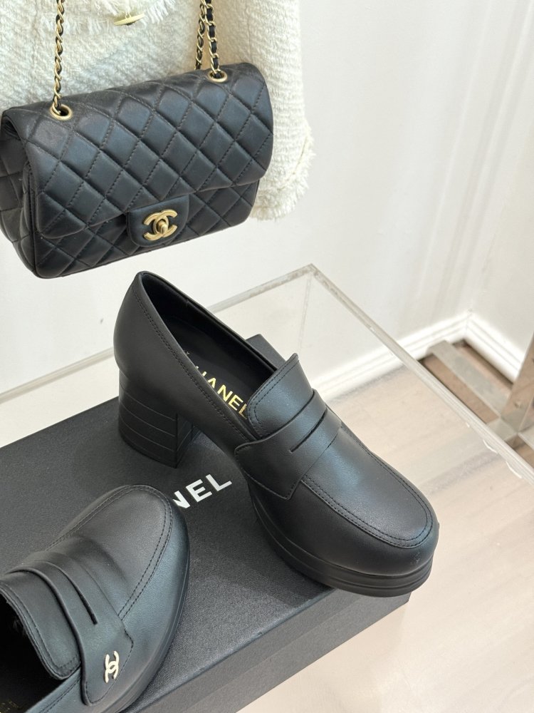 Туфли женские фото 5