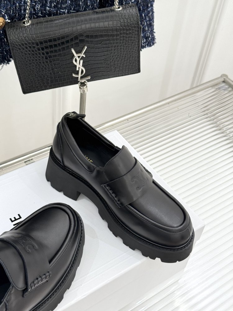 Туфлі жіночі фото 5