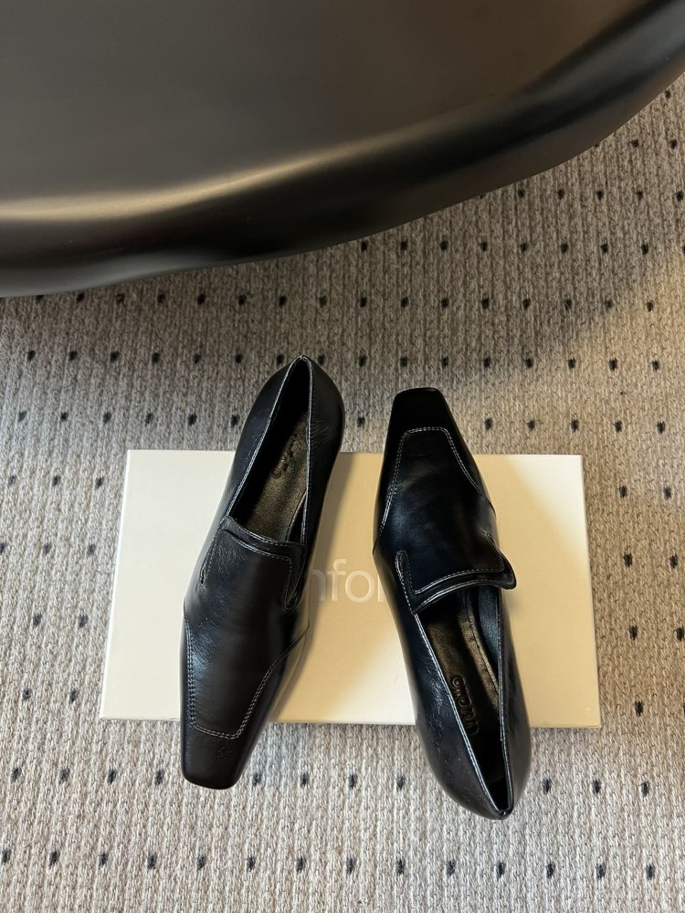 Туфлі жіночі фото 5