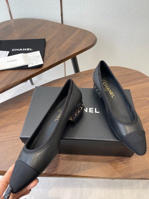 Туфлі жіночі фото 5