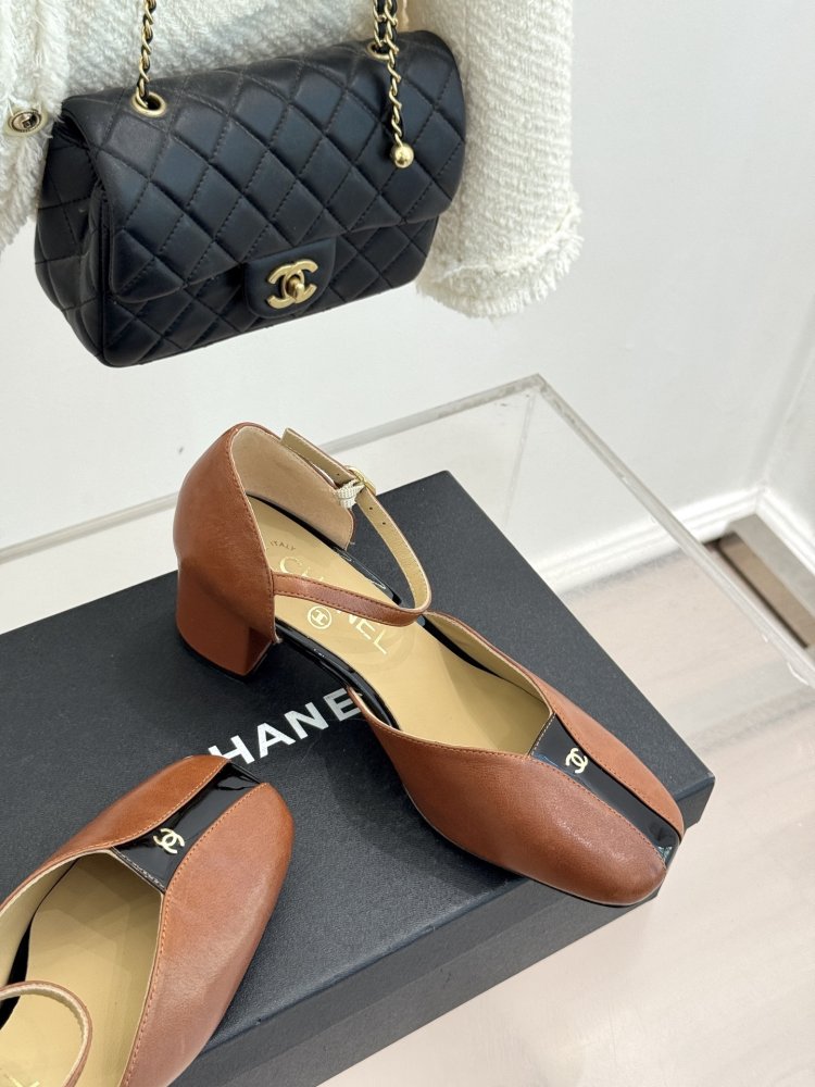 Туфлі жіночі фото 5