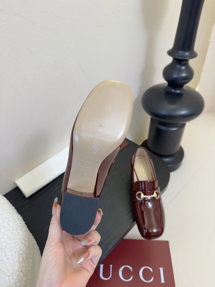 Туфли женские фото 6