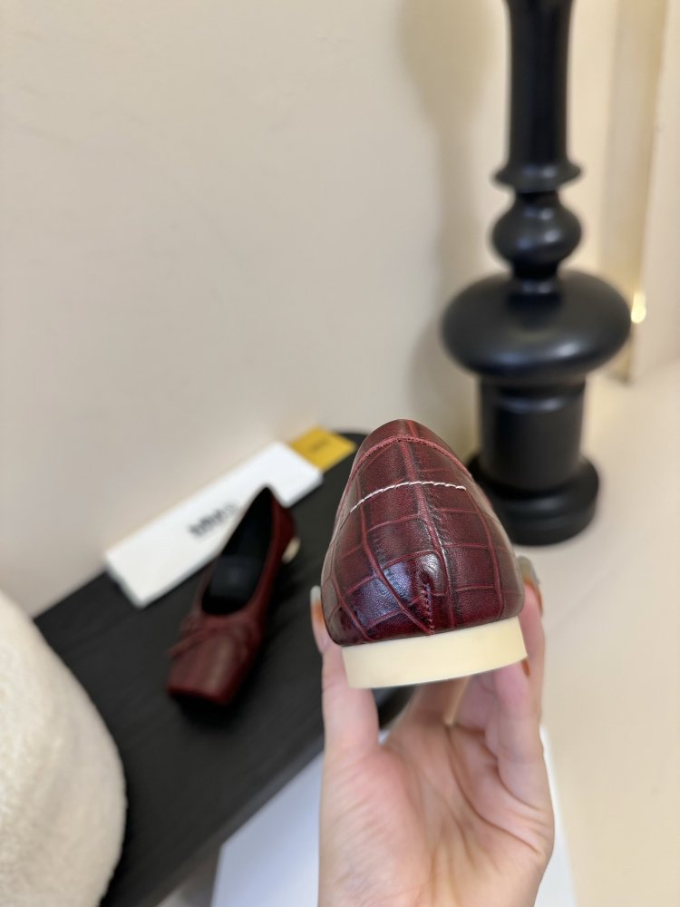 Туфли женские фото 6