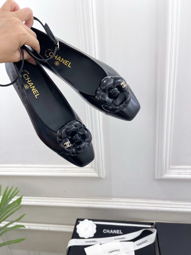 Туфлі жіночі фото 6