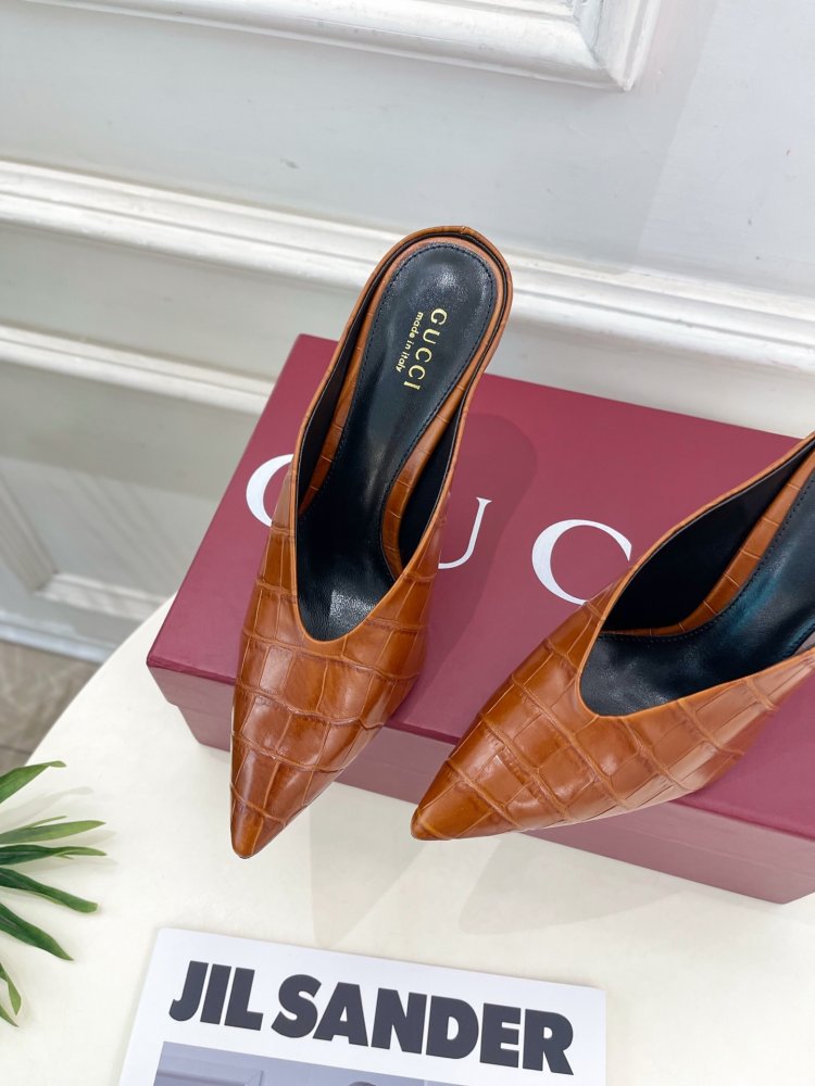 Туфли женские фото 6