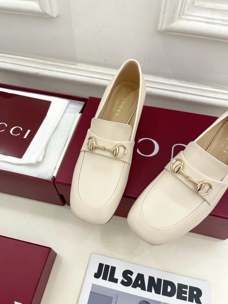 Туфли женские фото 6