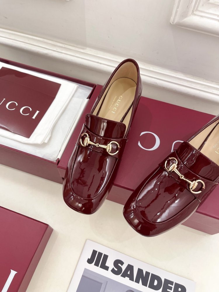 Туфлі жіночі фото 6