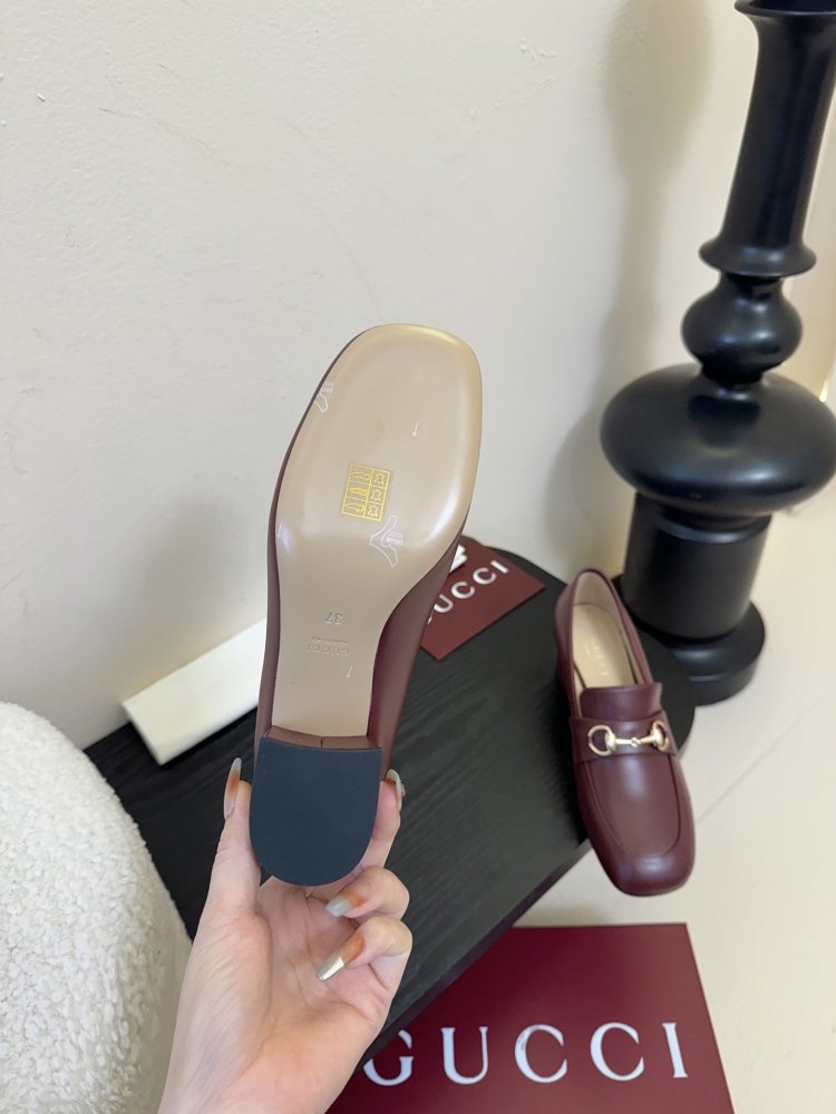 Туфли женские фото 6