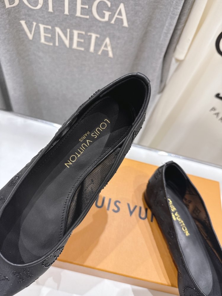 Туфли женские фото 6