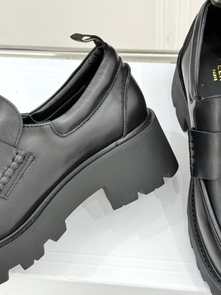 Туфлі жіночі фото 6