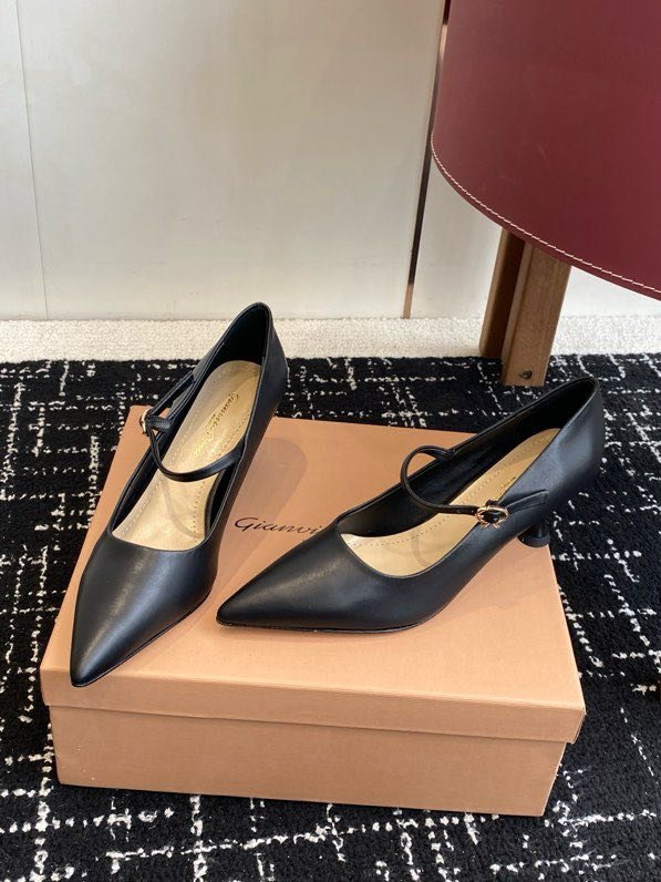 Туфли женские фото 6