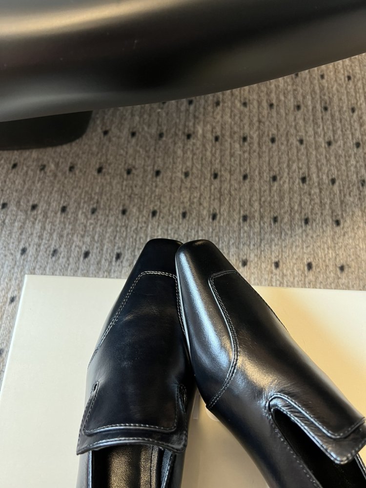 Туфлі жіночі фото 6