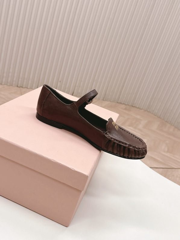 Туфли женские фото 6