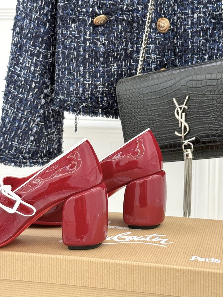 Туфли женские фото 6