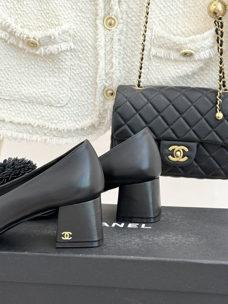 Туфлі жіночі фото 6