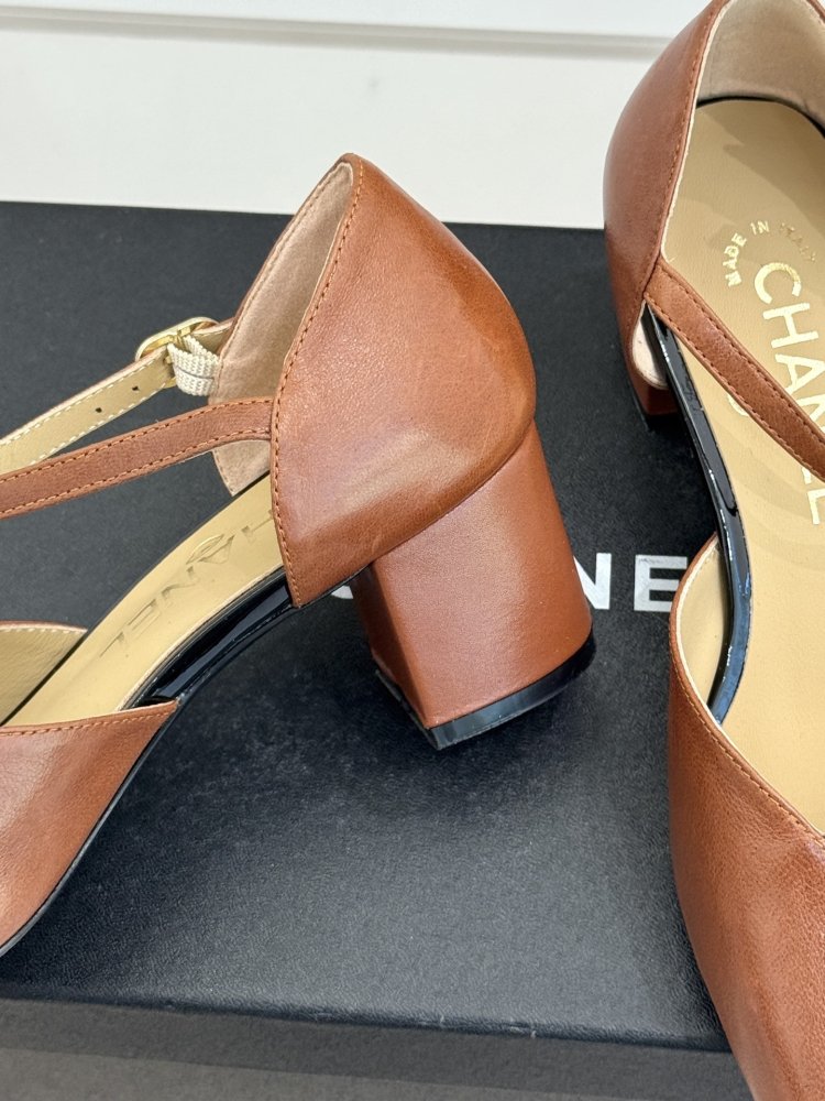 Туфлі жіночі фото 6