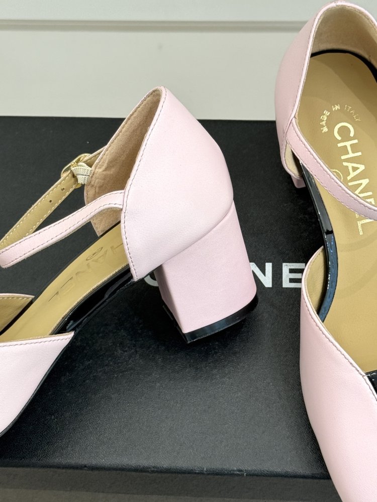 Туфлі жіночі фото 6