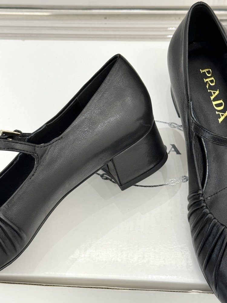 Туфли женские фото 6