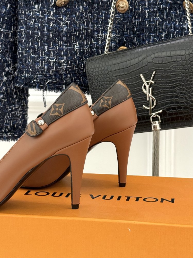 Туфли женские фото 6