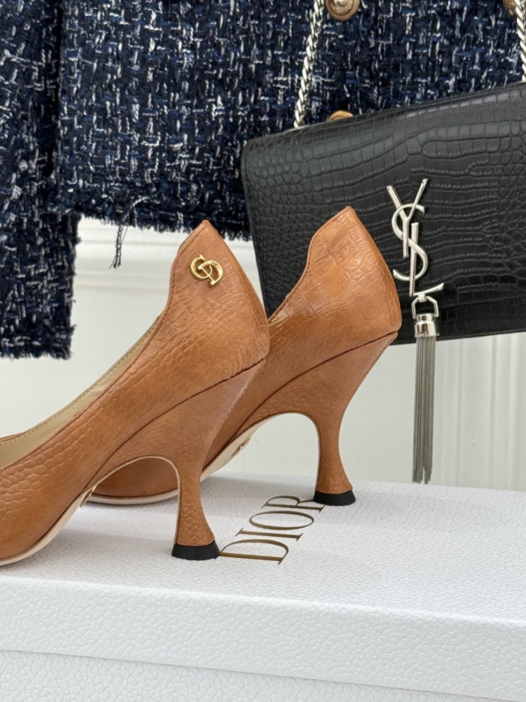 Туфли женские фото 6